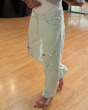 Carica l'immagine nel visualizzatore di Gallery, Jeans BaggyFit Destroyed
