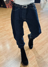 Carica l&#39;immagine nel visualizzatore di Gallery, Jeans LooseFit DarkBlue
