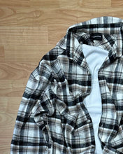 Carica l&#39;immagine nel visualizzatore di Gallery, Camicione Elo in Flanella Light
