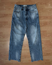 Carica l'immagine nel visualizzatore di Gallery, JEANS BAGGYFIT DESTROYED &amp; ABRASIONI
