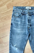 Carica l&#39;immagine nel visualizzatore di Gallery, Jeans LooseFit Carrot
