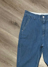 Carica l&#39;immagine nel visualizzatore di Gallery, Jeans Gessato Over Berna

