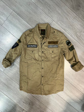 Carica l&#39;immagine nel visualizzatore di Gallery, Jacket Military Stop the War Sabbia
